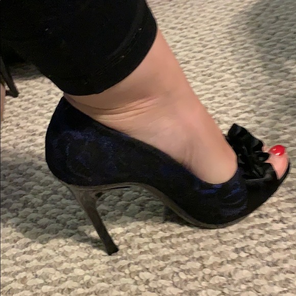 Carlos by Carlos Santana Pumps - Picture 1 of 8